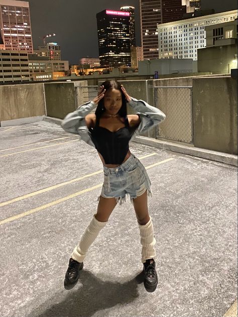 Black Girl on parking lot garage deck taking instagram aesthetic pictures Ig Inspo Pics Parking Garage, Poses For Parking Garage, Parking Lot Poses, Garage Pictures Instagram, Parking Garage Poses, Instagram Picture Inspiration, Garage Halloween, Parking Lot Photoshoot, Garage Photoshoot