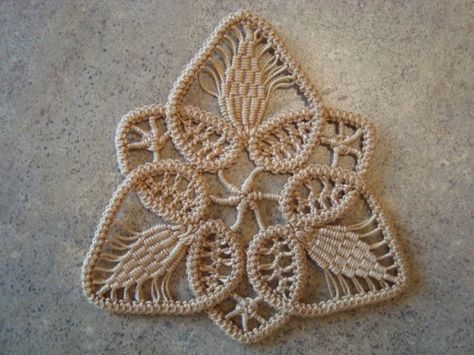 Romanian Point Lace, Romanian Lace, Confection Au Crochet, Form Crochet, Point Lace, Irish Lace Crochet, Tatting Lace, Freeform Crochet, Irish Lace