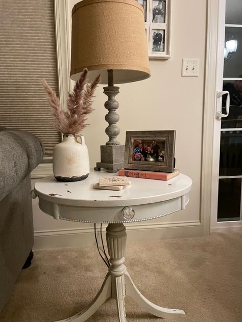 End Table Styling With Lamp, Green End Tables Living Room, How To Decorate A Round Side Table, Round End Table Decor, Table Staging, Living Room Design Green, End Table With Lamp, Round Foyer, Round Foyer Table