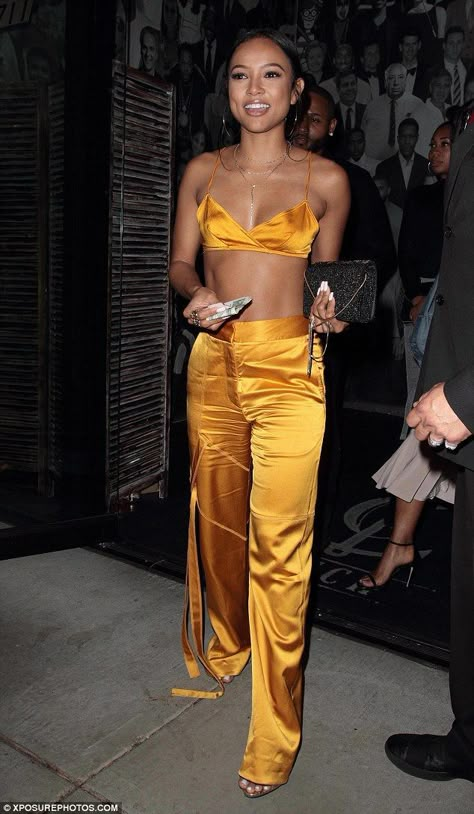 <3 @benitathediva   Smoking in satin!  Karrueche Tran looked stunning in a matching top and trousers as she stepped out in Hollywood on Friday night Side Ponytails, Karrueche Tran, Satin Trousers, Yellow Outfit, Two Piece Outfit, Fashion Killa, Bra Tops, Passion For Fashion, Chic Style