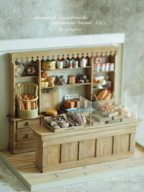 Miniature Bakery Shop, Bakery Diorama, Bakery Miniature, Mini Bakery, Room Box Miniatures, Dolls House Shop, Miniature Shop, Miniature Bakery, Miniature Display