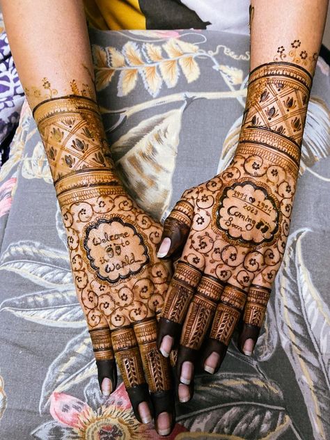 Naming Ceremony Mehendi Design, Baby Shower Mehndi Back Hand, Name In Mehndi Design, Kanku Pagla Mehndi For Hand, Simple Baby Shower Mehendi Designs, Mehndi Designs For Baby Shower Function, Baby Shower Mehendi Designs Latest, Baby Mehendi, Name Mehndi Design