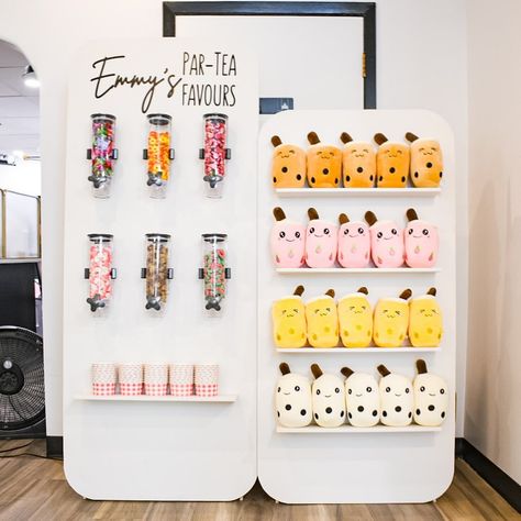 Sweet Bar Rentals | ✨ OUR CANDY WALL DISPENSER ✨ Elevate your next party with our candy wall dispenser. Candy can be customized to your guest and your theme!… | Instagram Modern Candy Bar, Diy Candy Shop Stand, Diy Candy Wall, Candy Dispenser Wall, Candy Wall, Mini Candy Dispenser, Candy Dispenser Wall Party, Cotton Candy Machine Rental, Gumball Dispenser