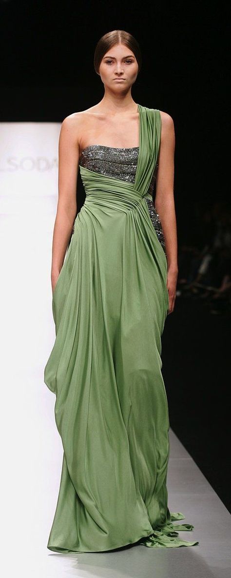 2008 Couture, Basil Soda, Green Clothes, Rami Al Ali, Green Wedding Colors, Damir Doma, Sarah Burton, Lou Doillon, Luisa Beccaria