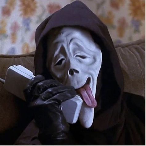 Scary Movie, Not Mine, Mask, On Twitter, Twitter