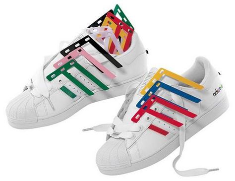 adidas superstar adicolor Adidas Women Fashion, Adidas Nmd_r1, Adidas Superstar Women, Adidas White Sneakers, Adidas Superstars, Adidas Cap, Adidas Adicolor, Painted Sneakers, Adidas Originals Superstar