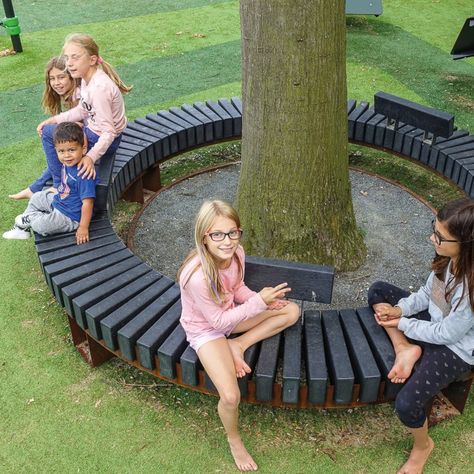 Boom Bank, Bench Around Trees, Tree Seat, Tattoo Plant, Tree Bench, Black Bench, Outdoor Classroom, Street Furniture, Garden Landscape Design