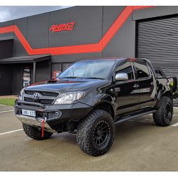 Toyota Hilux Offroad, Hilux Mods, Highlander Toyota, Car Stunt, Hilux 4x4, Car Pink, Cars Toyota, Toyota Truck, Toyota Vehicles