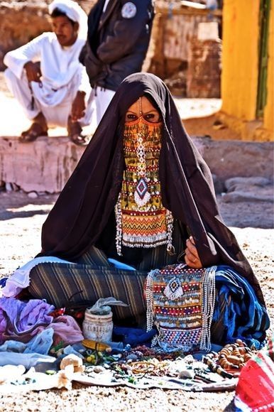 Morocco and the Arab World: a tale of Niqab and Islamic face veils — More on My Marrakesh blog by Maryam Montague! Bedouin Woman, Sinai Egypt, Arab World, Egypt Travel, Cultural Diversity, People Of The World, World Cultures, Niqab, 인물 사진