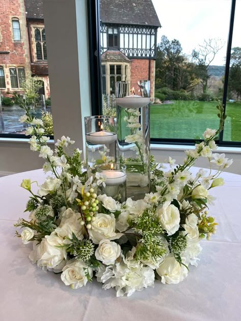 Flower-Wreath-Opulance Floating Candle Centerpieces With Flowers, Tuscan Wedding Centerpieces, Round Table Floral Arrangements, Centerpieces Wedding Elegant, Round Table Flower Arrangements, Diy Flower Centerpieces, Round Table Centerpieces Wedding, Round Table Centerpieces, Floral Centerpieces Wedding