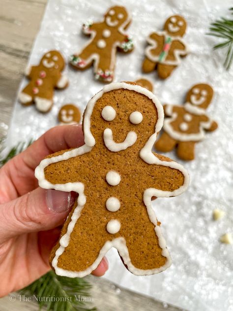 PROTEIN GINGERBREAD COOKIES (VEGAN) - Nutritionist Mom Protein Gingerbread Cookies, Protein Gingerbread, Sugar Free Icing, Protein Truffles, Gingerbread Recipes, Pumpkin Pie Protein, Protein Dessert, Pumpkin Chip, Pea Protein Powder