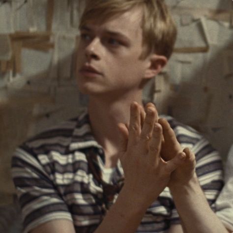 Dane DeHaan - Lucien Carr Lucien Carr, Kill Your Darlings, Dane Dehaan, Men's Haircuts, The Marauders, Haircuts For Men, Actors, Quick Saves