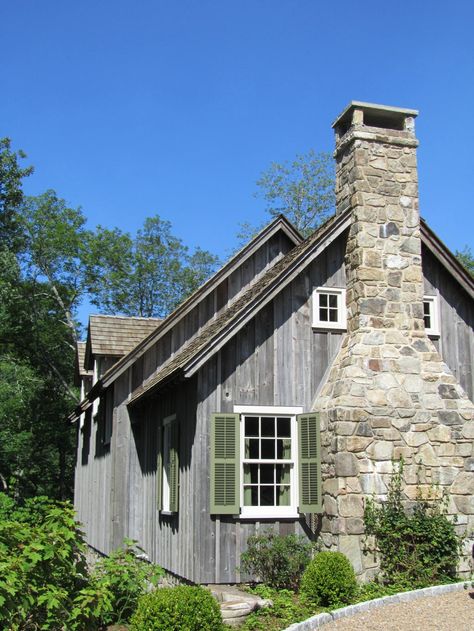 Stone chimney (exterior) Stone Fireplace Exterior House, House Chimney Exterior, Stone Chimney Exterior Modern Farmhouse, Exterior Stone Fireplace Chimney, Cottage Chimney Exterior, Houses With Chimneys Exterior, Chimney Exterior Makeover, Exterior Stone Chimney, Farmhouse Chimney Exterior