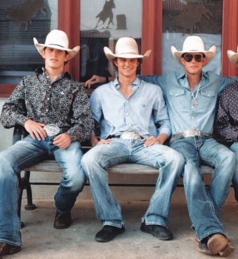 Rodeo Guys, Future Cowboy, Country Guys, Foto Cowgirl, Story Lines, Buckle Bunny, Cowboy Outfit, Western Fits, Rodeo Cowboys