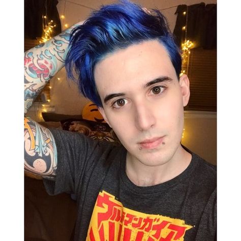 CRANKTHATFRANK ❤ liked on Polyvore featuring youtube Crank That Frank, Tyler Carter, Jessie Paege, Emo Band, Pleasing People, Joey Graceffa, Emo Memes, John Mulaney, Favorite Youtubers