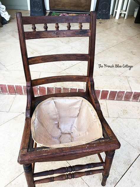 I turned this "trash" into "treasure" It started out as a plain chair with a broken seat and turned into the easiest DIY chair planter ever. Wood Decorating Ideas, Old Wooden Chairs, Trash Into Treasure, Chair Planter, Yard And Garden, Blue Cottage, Old Chairs, Old Chair, Small Chair