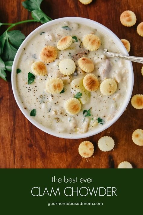 This New England Clam Chowder is the ultimate comfort food with so much flavor thanks to a secret ingredient! via @leighannewilkes Whole 30 Clam Chowder, Creamy New England Clam Chowder, Outback Clam Chowder Recipe, Thick Clam Chowder Recipe, Razor Clam Chowder, Clam Chowder Recipe New England, Keto Clam Chowder, Crockpot Clam Chowder, Best New England Clam Chowder