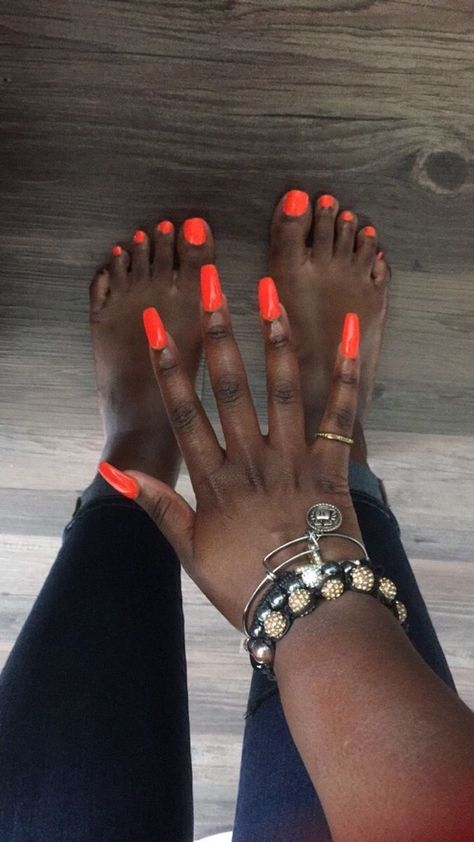 Toe Nail Colors For Summer, Orange Toenails, Dark Orange Nails, Orange Pedicure, Male Polish, Orange Toe Nails, Bright Orange Nails, Talon Nails, Pedicure Colors