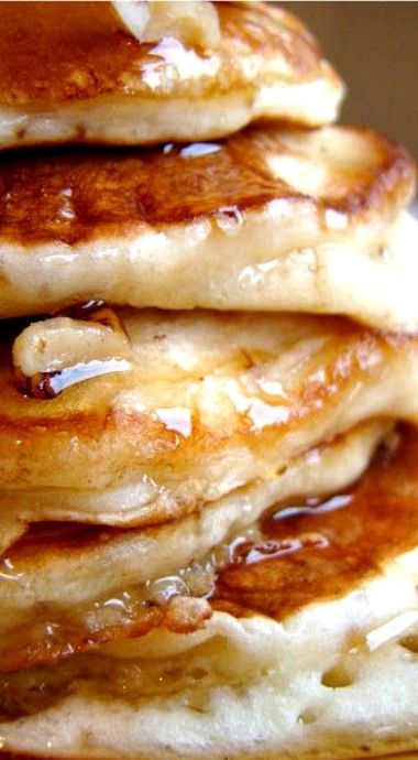 Banana Buttermilk Pancakes, Buttermilk Banana Pancakes, Stack Of Pancakes, Banana Buttermilk, Pancake Recipe Buttermilk, Table D Hote, What's For Breakfast, Buttermilk Pancakes, Think Food