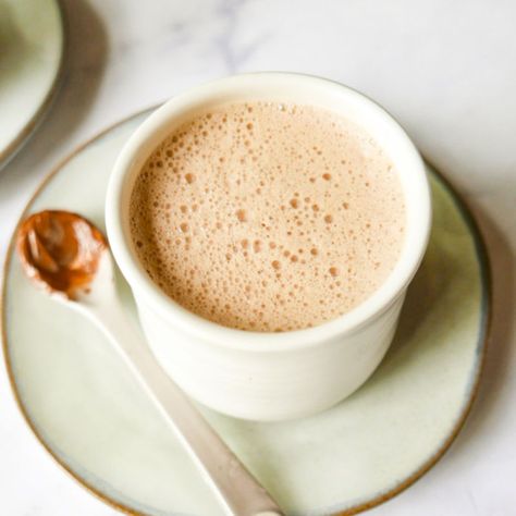 Hazelnut Latte Recipe, Ww Deserts, Weight Watchers Meals Dinner, Beverage Cart, Ww Meals, Meals Dinner, Ww Freestyle, Chocolate Hazelnut Spread, Chocolate Spread