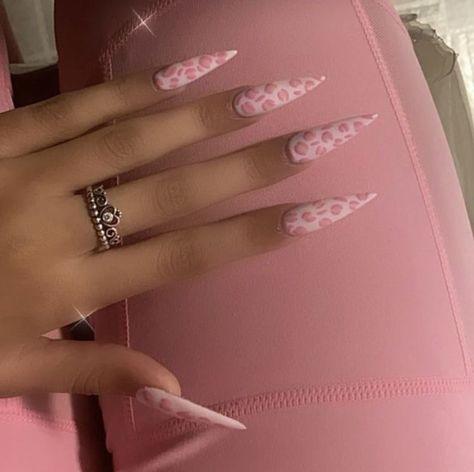 Pink Cheetah Nails, Pink Leopard Nails, Cheetah Print Nails, Pink Cheetah Print, Leopard Print Nails, Blue Acrylic Nails, Girly Acrylic Nails, Dope Nail Designs, Leopard Nails