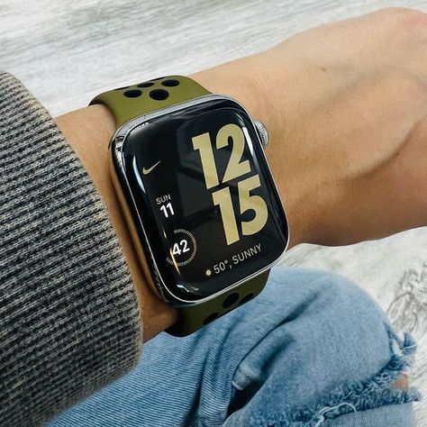 Apple Watch Sport Bands, Nike Apple Watch, Apple Watch Features, Amazon Account, Apple Watch Nike, Stylish Watches Men, Apple Watch Bands Sports, Iphone Watch, Gallery Wallpaper