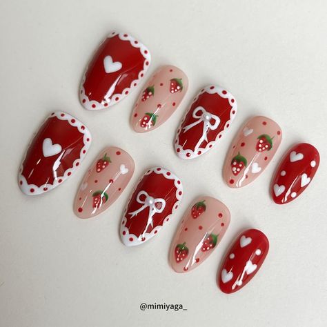 🍓🍰strawberry cake. #nail #nailart #cutenails #shortnails #kawaii #pressons #pressonnails #rednails #strawberrynails #naillove #smallbusiness #nailfashion Press On Nails Art, Strawberry Themed Nails, Strawberry Nail, Berry Nails, Nail Base Coat, Themed Nails, Kitty Nails, Press On, Eye Nails