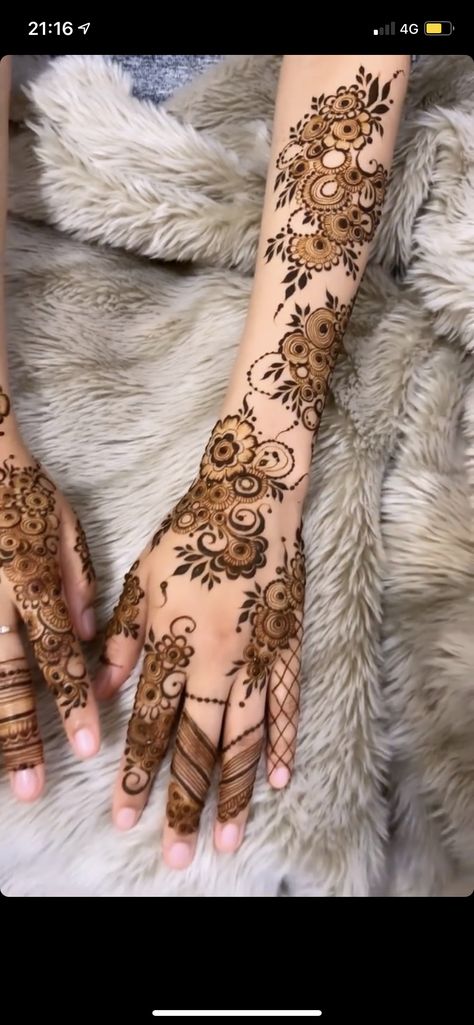 Arabic Henna Designs Bridal, Henna Designs Whole Arm, Henna Designs Elbow, Mehendi Designs For Hands Elbow, Elbow Henna Designs, Henna Designs Elbow Length, Henna Designs Till Elbow, Mehendi Designs Till Elbow, Mehndi Designs Elbow Length