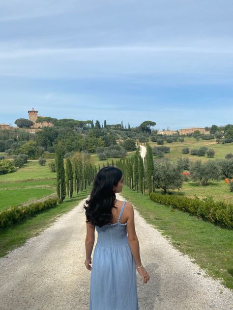 Tuscany Italy Instagram Pictures, Tuscany Summer Aesthetic, Tuscany Instagram Pictures, Toscana Photo Ideas, Tuscany Summer Outfits, Tuscany Picture Ideas, Florence Italy Instagram Pictures, Tuscany Photo Ideas, Toscana Aesthetic