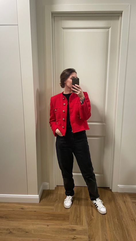 Red Cropped Cardigan Outfit, Red Boucle Jacket Outfit, Red Tweed Blazer Outfit, Red Tweed Jacket Outfit, Red Jacket Outfit Aesthetic, Boucle Jacket Outfit, Tweed Blazer Outfit, Red Crop Jacket, Cropped Blazer Outfit