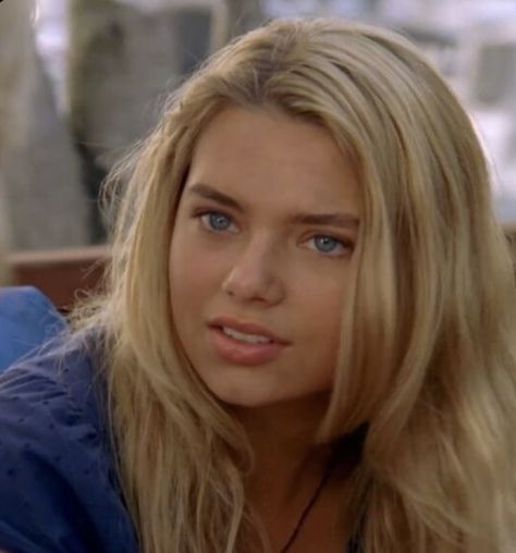 Bella Hartley, H20 Just Add Water, Addams Familie, No Ordinary Girl, Indiana Evans, H2o Mermaids, Girls Secrets, Foto Top, Mako Mermaids