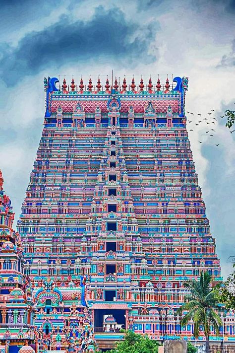 Best View Of Srirangam🛕 Tamil Nadu, India 📸🇮🇳 Srirangam Temple, Shiva Angry, Sathya Sai Baba, Best View, Drawings Simple, Sai Baba, Tamil Nadu, Art Drawings Simple, Nice View