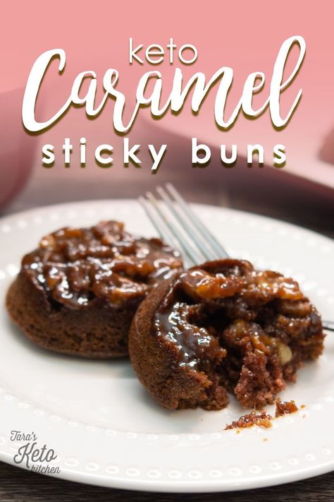 Your family won't believe these keto sticky buns are low carb, grain free and sugar free!This keto breakfast (or dessert) recipe is sure to be a hit and boasts only 3 net carbs. Sticky Bun Recipe, Low Carb Caramel, Caramel Sticky Buns, Keto Caramel, Low Carb Pizza Recipes, Sticky Bun, Sticky Buns Recipes, Keto Cinnamon Rolls, Pumpkin Spice Donut