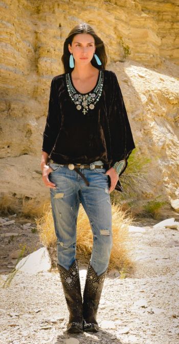 Moda Hippie, Double D Ranch, Estilo Country, Cowgirl Chic, Western Wear For Women, Western Chic, Lady Liberty, Cowgirl Outfits, Cowgirl Style