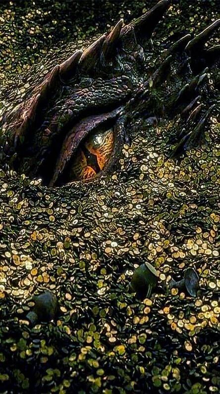 Smaug Dragon, Lord Of Rings, Middle Earth Art, Lotr Art, Film Disney, The Shire, Dragon Eye, Jrr Tolkien, Legolas