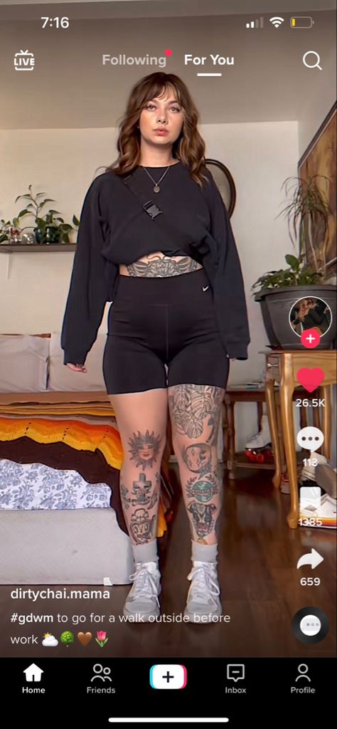 Chubby Grunge Outfits, Job Outfits, Daily Outfit Inspiration, Gym Outfits, Looks Black, Alternative Outfits, Goth Outfits, Curvy Outfits, Edgy Outfits