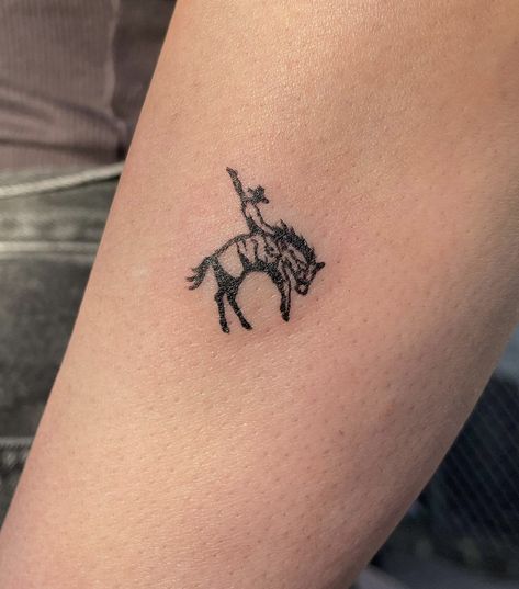 Small Horse Tattoo, Eve Tattoo, Van Gogh Tattoo, Harry Tattoos, Small Tats, Funky Tattoos, Fan Tattoo, Petite Tattoos, Horse Tattoo