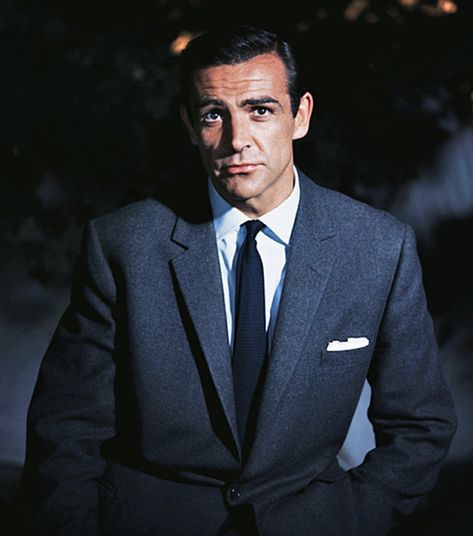 Sean Connery 007, James Bond Outfits, Bond Outfits, Sean Connery James Bond, Hot Army Men, Star Trek Images, Bond Films, Sean Connery, Best Dressed