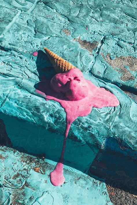 Kitchen Calendar, Ice Cream Photography, Weather Art, Melting Ice Cream, Turquoise Painting, Cream Aesthetic, Foto Art, Ice Cream Cone, Hot Weather