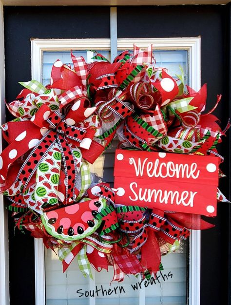 16 Sweet Watermelon Wreath Perfect With Summertime Vibes Watermelon Ideas, Wreaths Crafts, Watermelon Wreath, Summertime Vibes, Watermelon Decor, Sweet Watermelon, All Season Wreath, Summer Door Hanger, Summer Watermelon