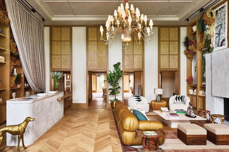 5 Global Getaways That Nod to Their Surrounding Scapes Sophisticated Interior Design, Pastel Interior Design, Workshop Apd, Sophisticated Interior, Pastel Interior, Golden Texture, Wall Niche, 3d Interior Design, Mid Century Architecture