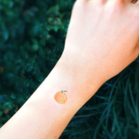 Cute minimal Tiny Colorful Fruit tatto ideas. Cute fruit tatto ideas. Colorful Tiny fruit Tatto ideas. Orange Tattoo Fruit Minimal, Mandarin Tattoo, Tattoo Fruit, Dad Tattoos, Tattoos Ideas, Tattoo Inspo, Maple Leaf Tattoo, Jesus Fish Tattoo, Tatting