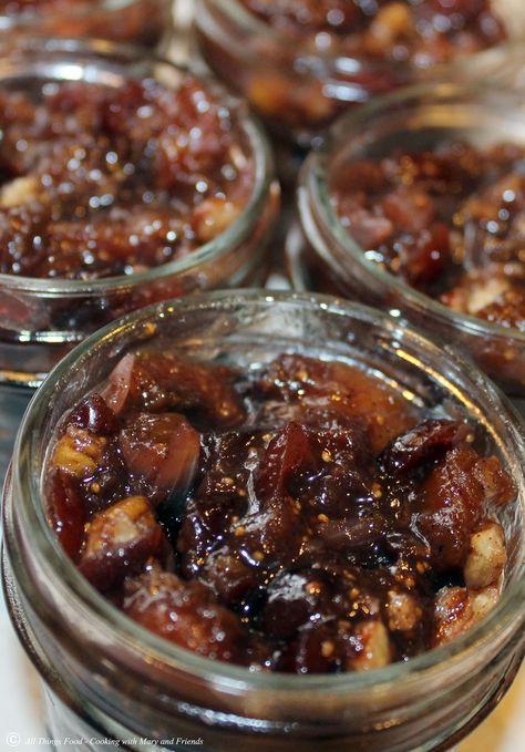 Rosemary Jam, Toast Toppers, Jam Toast, Onion Jam, Cranberry Chutney, Fig Recipes, Jam And Jelly, Fig Jam, Chutney Recipes