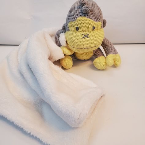 Baby Bum Gray Yellow Knit Monkey Ivory Security Blanket White Toy Baby Bum Gray Yellow Knit Monkey Ivory Security Blanket. Blanket Is Approx. 12” X 12”, Monkey Is Approx. 6” Tall. In Excellent Pre-Owned Condition. All Sew-In Tags Are Still Attached, Appears Unused Beach Room, Sun Bum, Toy Baby, White Blanket, Yellow Knit, Dolls Accessories, Sew In, Security Blanket, Gray Yellow