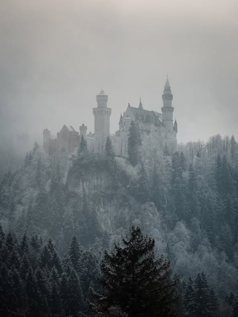 White and Gray Castle on Top of Mountain · Free Stock Photo Top Of Mountain, Snow Castle, Nordic Aesthetic, Castle Aesthetic, Creepy Christmas, Magic Castle, Abandoned Castles, Snow Trip, My Fantasy World