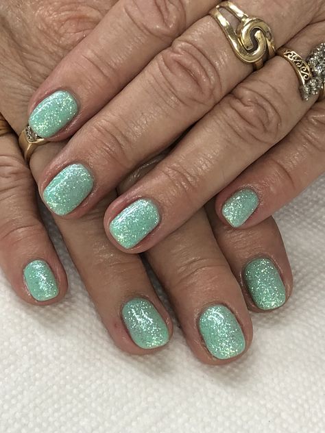 Mint Nails Glitter, Mint Green Sparkle Nails, Green Glitter Gel Nails, Mint Green Glitter Nails, Sparkly Light Green Nails, Mint Glitter Nails, Light Green Sparkle Nails, Mint Nails Ideas, Light Green Glitter Nails