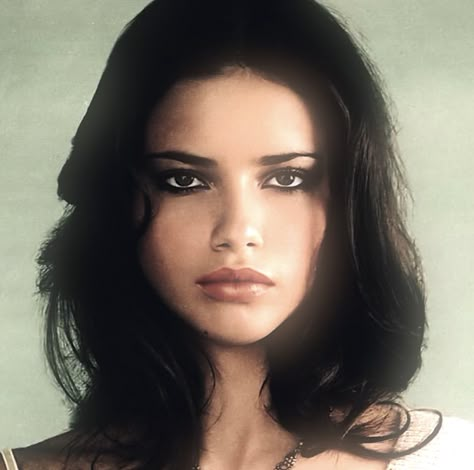 Adriana Lima Face, Adrina Lima, Adriana Lima Style, Adriana Lima Young, Sherilyn Fenn, Alena Shishkova, Vs Models, Vogue Beauty, Irina Shayk