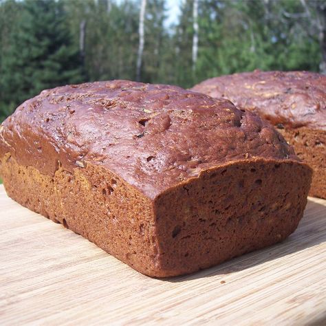 Zucchini Gingerbread Zucchini Gingerbread, Chocolate Chip Zucchini Bread, Healthy Bread Recipes, Bake Zucchini, Healthy Zucchini, Zucchini Bread Recipes, Gingerbread Recipe, Quick Bread Recipes, Baked Goodies