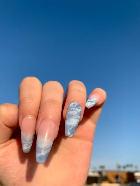 Clouds Aesthetic Nails, Cloud Nails Acrylic, Blue Cloud Nails, Blue Aesthetic Nails, Summer Acrylic Nails Almond, Cloud Nail Designs, Pastel Chrome Nails, Cute Vacation Nails, Unique Summer Nails