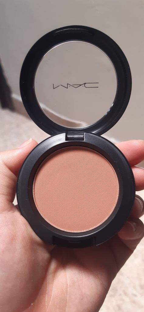 MAC blush Blush Mac, Slay Makeup, Mac Blush, Dream Makeup, Makeup Products, Face Paint, Make Up, Blush, Mac